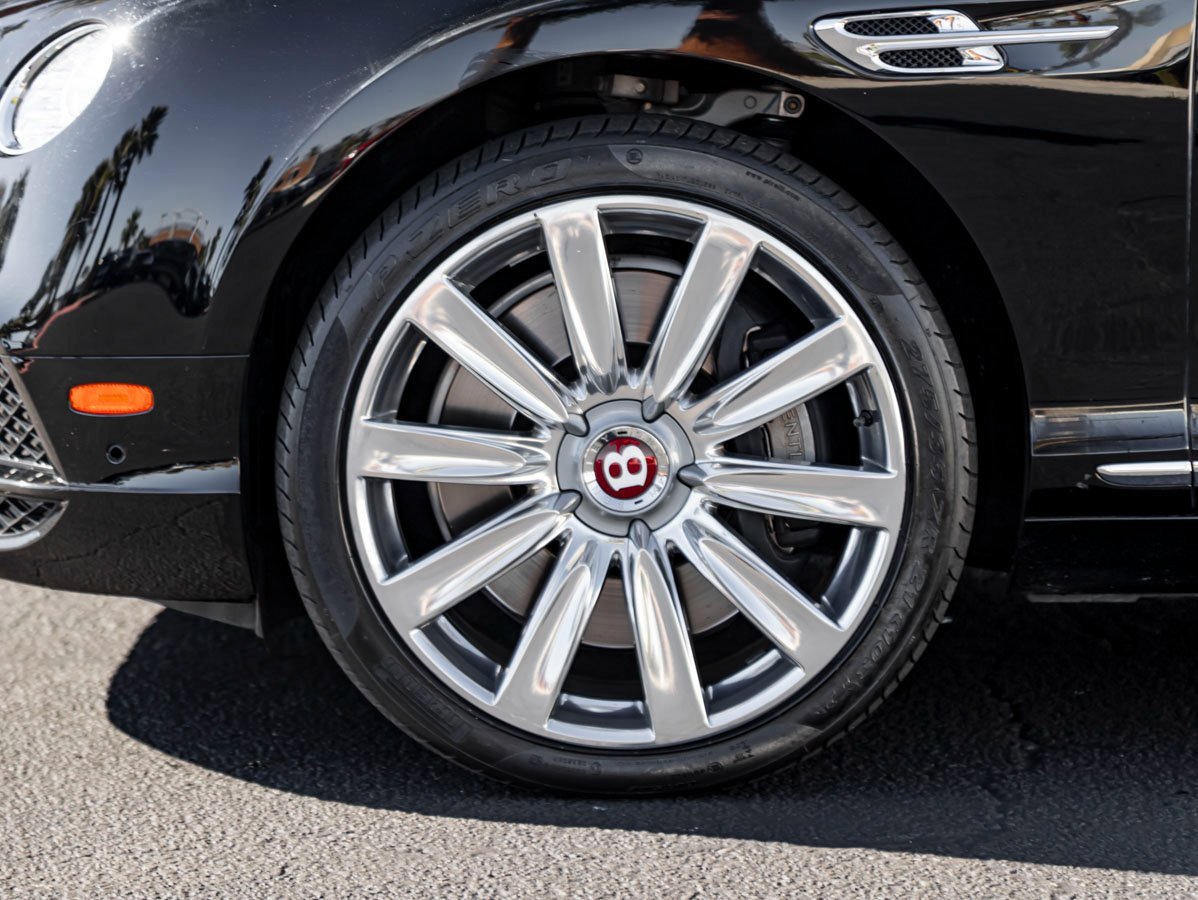 Used 2016 Bentley Continental GT image 6