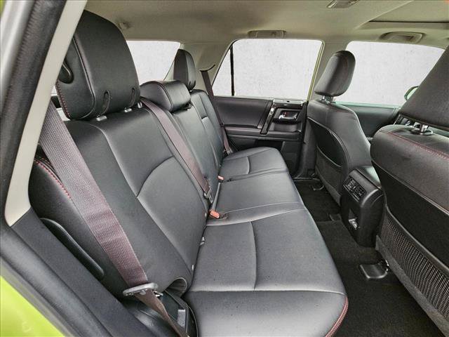 Used 2023 Toyota 4Runner TRD Off-Road Premium w/ Moonroof Package AWD/4WD image 18