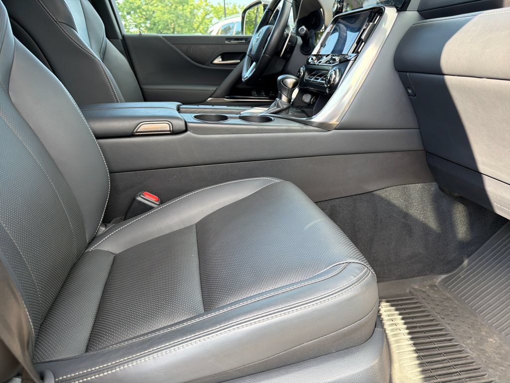 Used 2023 Lexus LX 600 4WD w/ Appearance Package image 54