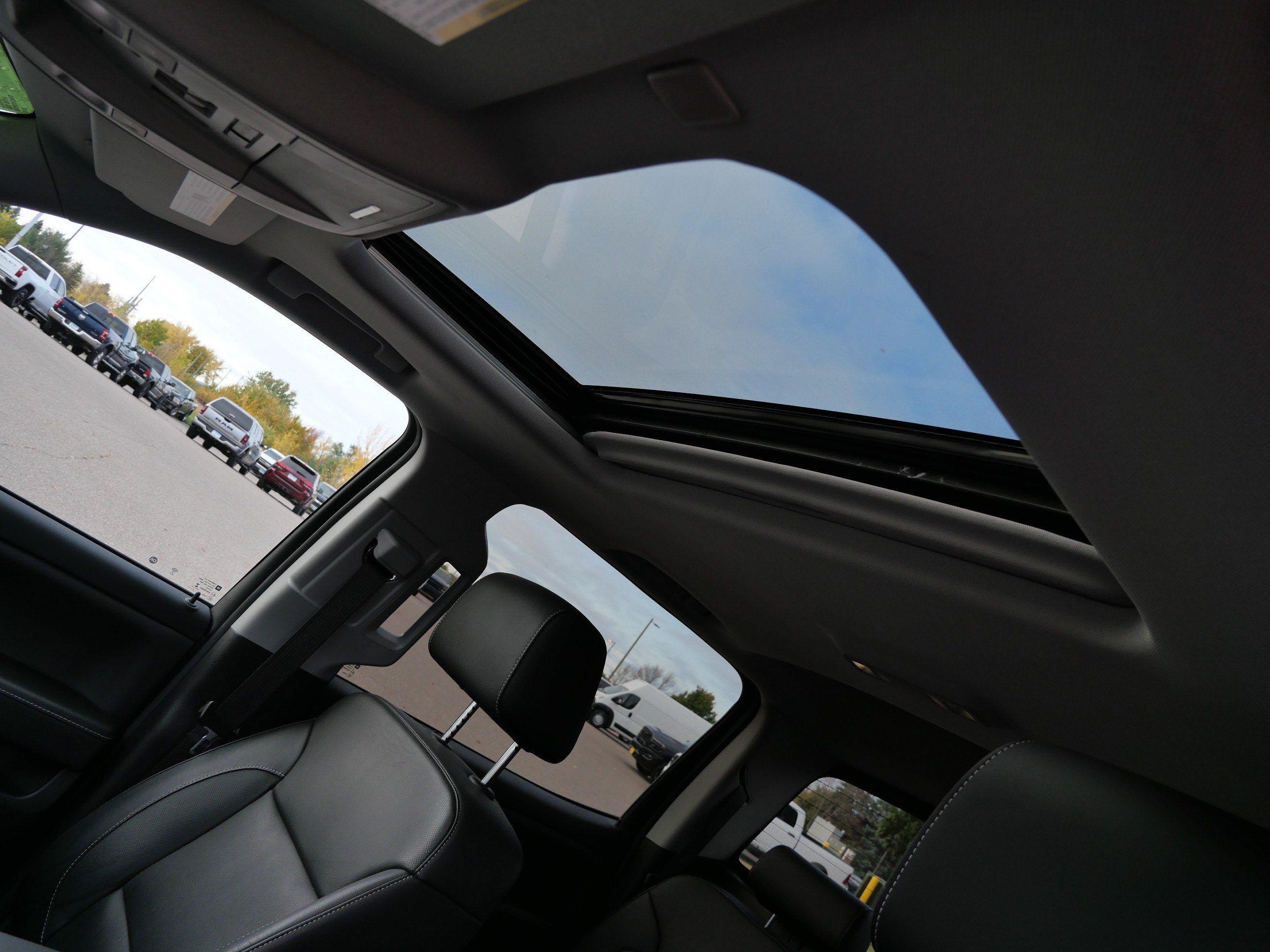 Used 2018 Chevrolet Silverado 1500 LTZ w/ Sport Package AWD/4WD image 20