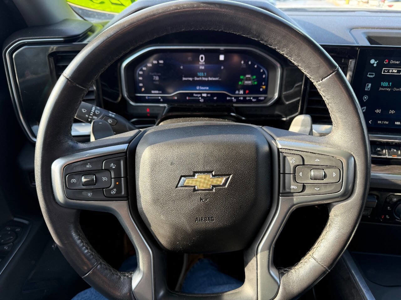 Used 2023 Chevrolet Silverado 1500 LTZ w/ LTZ Convenience Package II AWD/4WD image 21