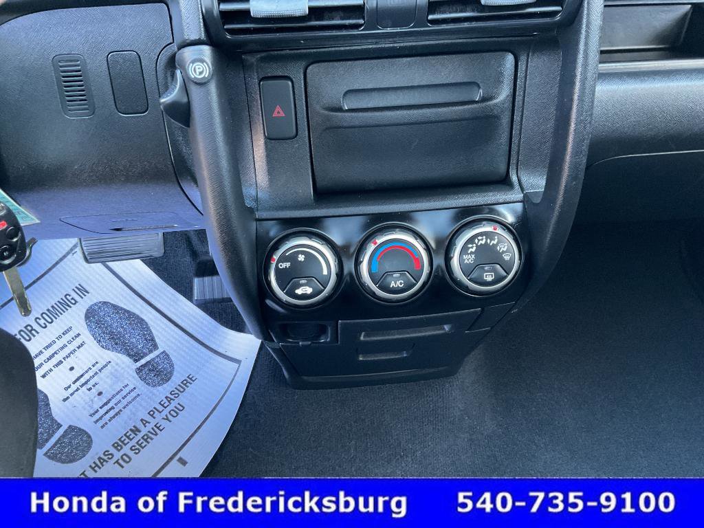 Used 2005 Honda CR-V EX image 32
