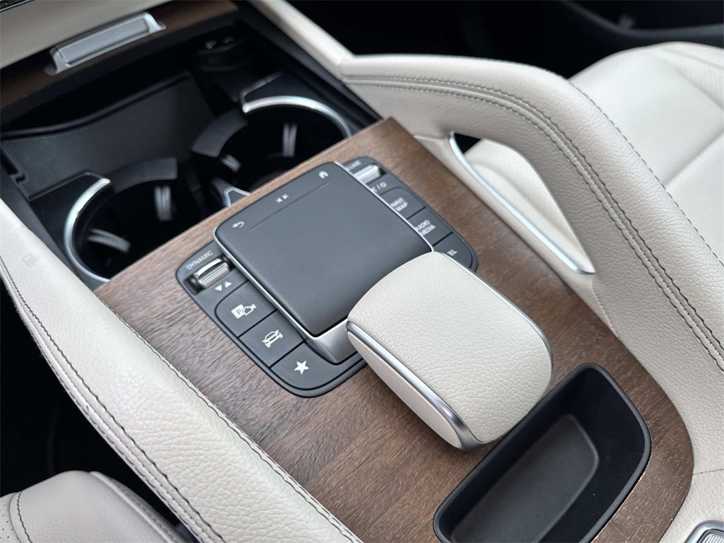 Used 2022 Mercedes-Benz GLE 350 4MATIC w/ Premium Package image 25