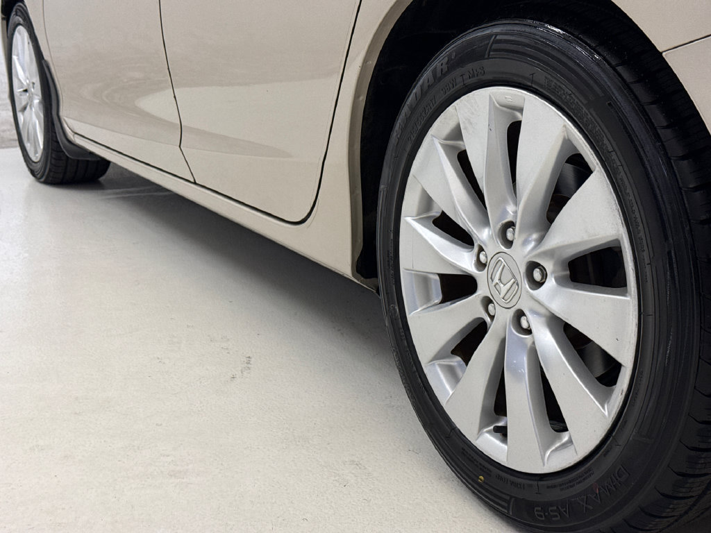 Used 2013 Honda Accord EX-L image 12