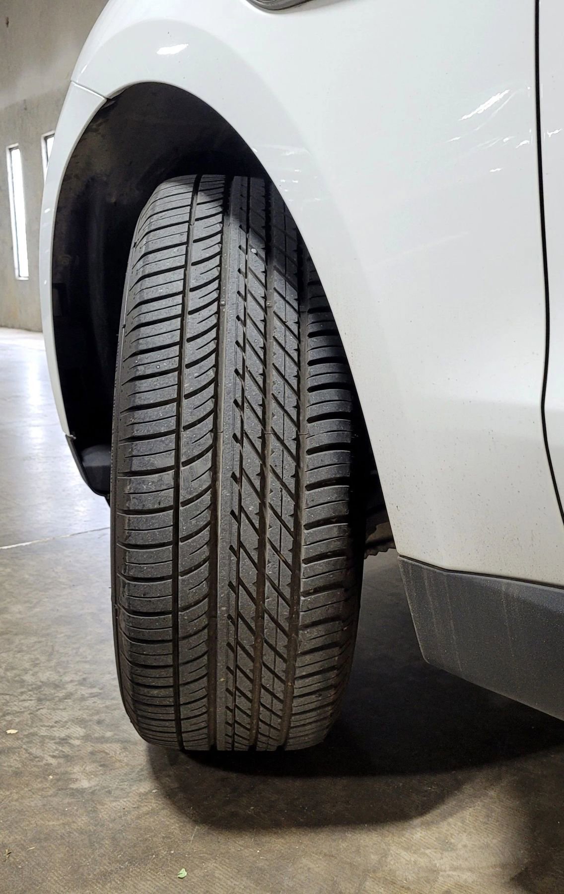 Used 2018 Jaguar F-PACE image 35