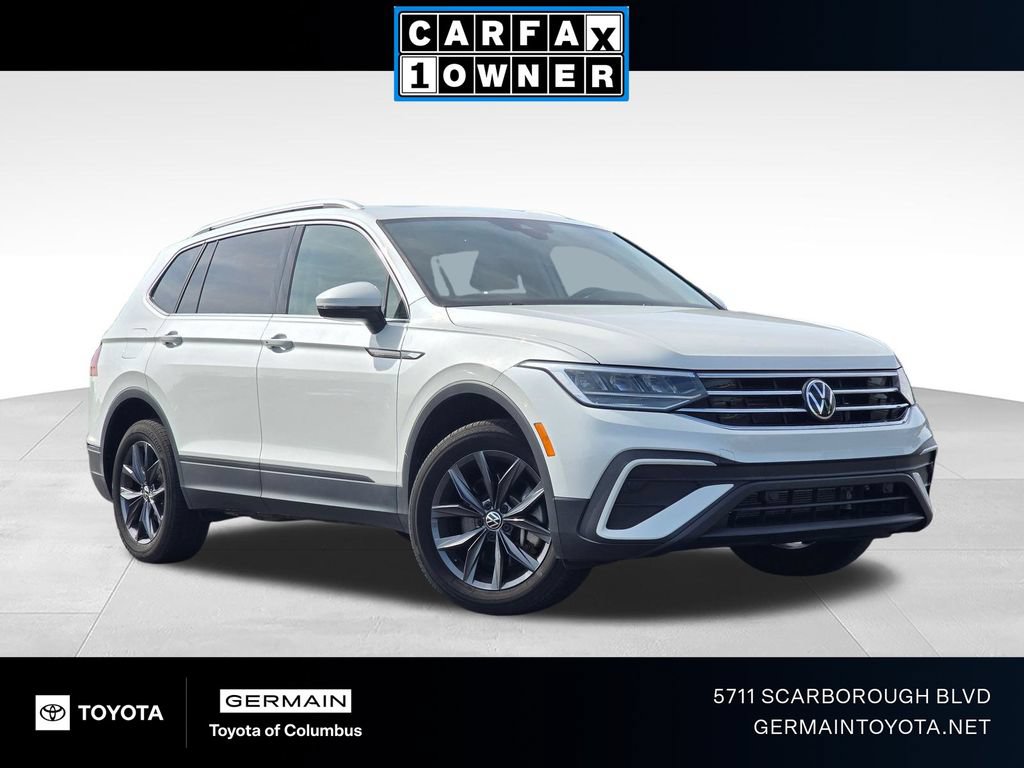 Used 2023 Volkswagen Tiguan SE w/ Panoramic Sunroof Package