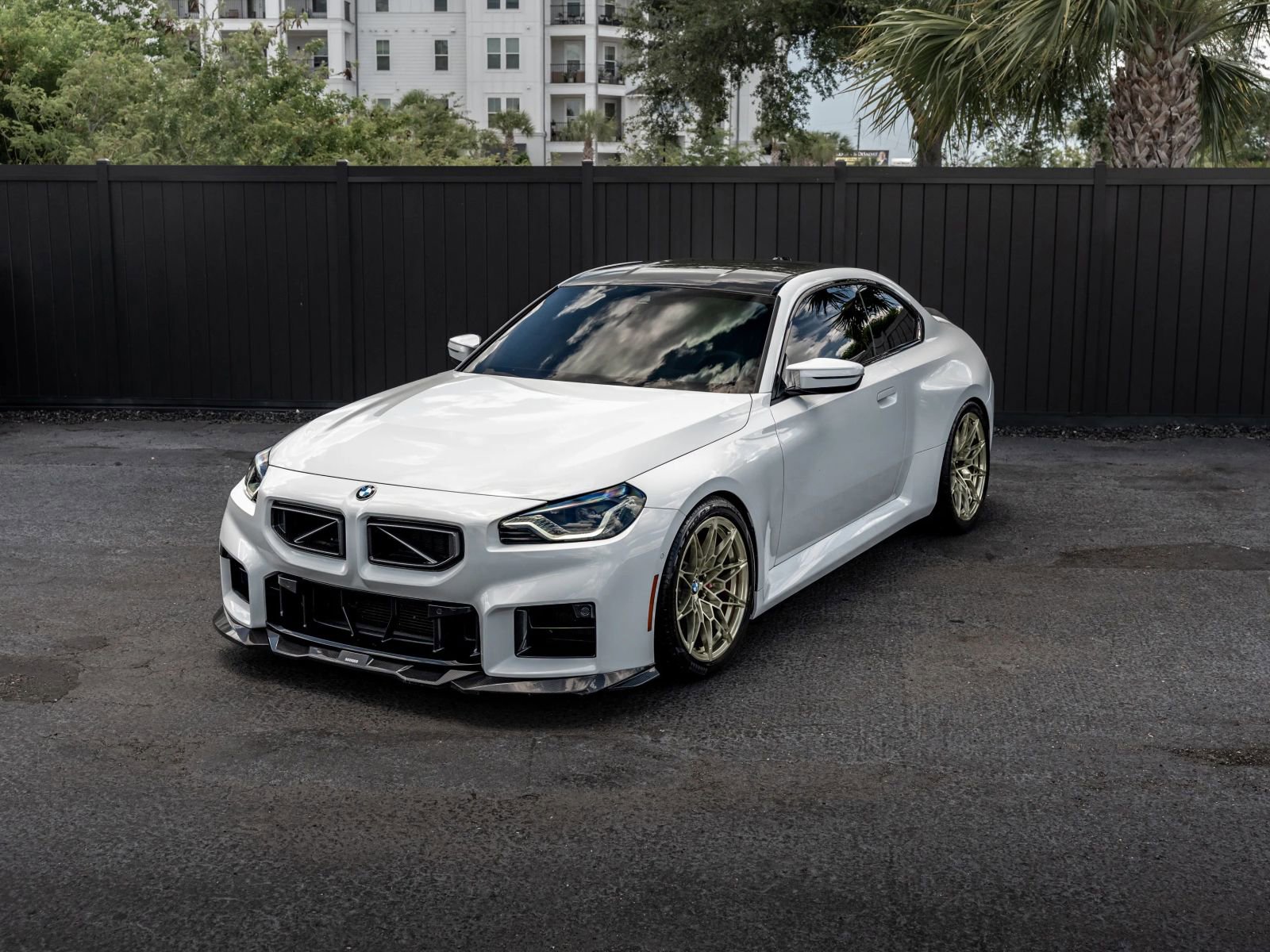 Used 2023 BMW M2 w/ Lighting Package RWD image 31