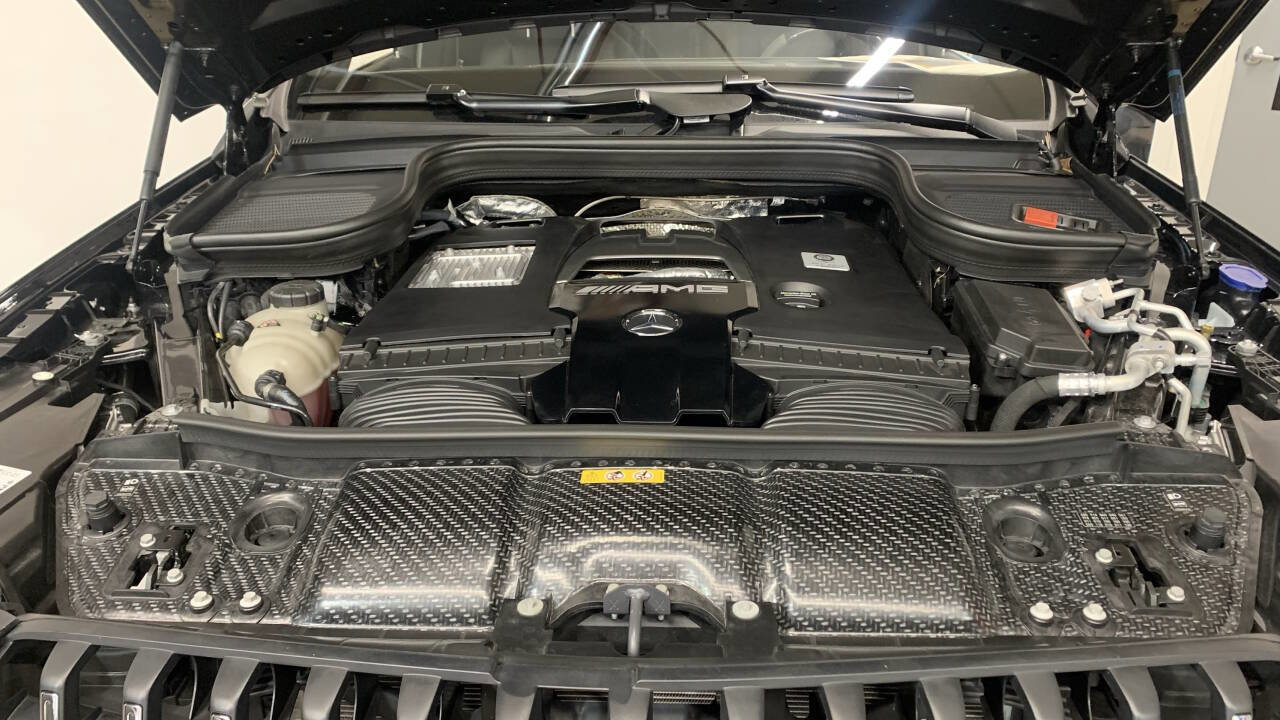 Used 2025 Mercedes-Benz GLS 63 AMG 4MATIC image 39
