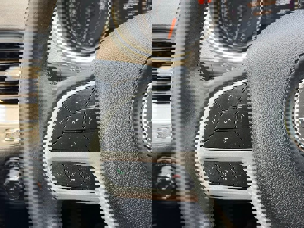 Used 2018 Jeep Cherokee Latitude Plus image 26