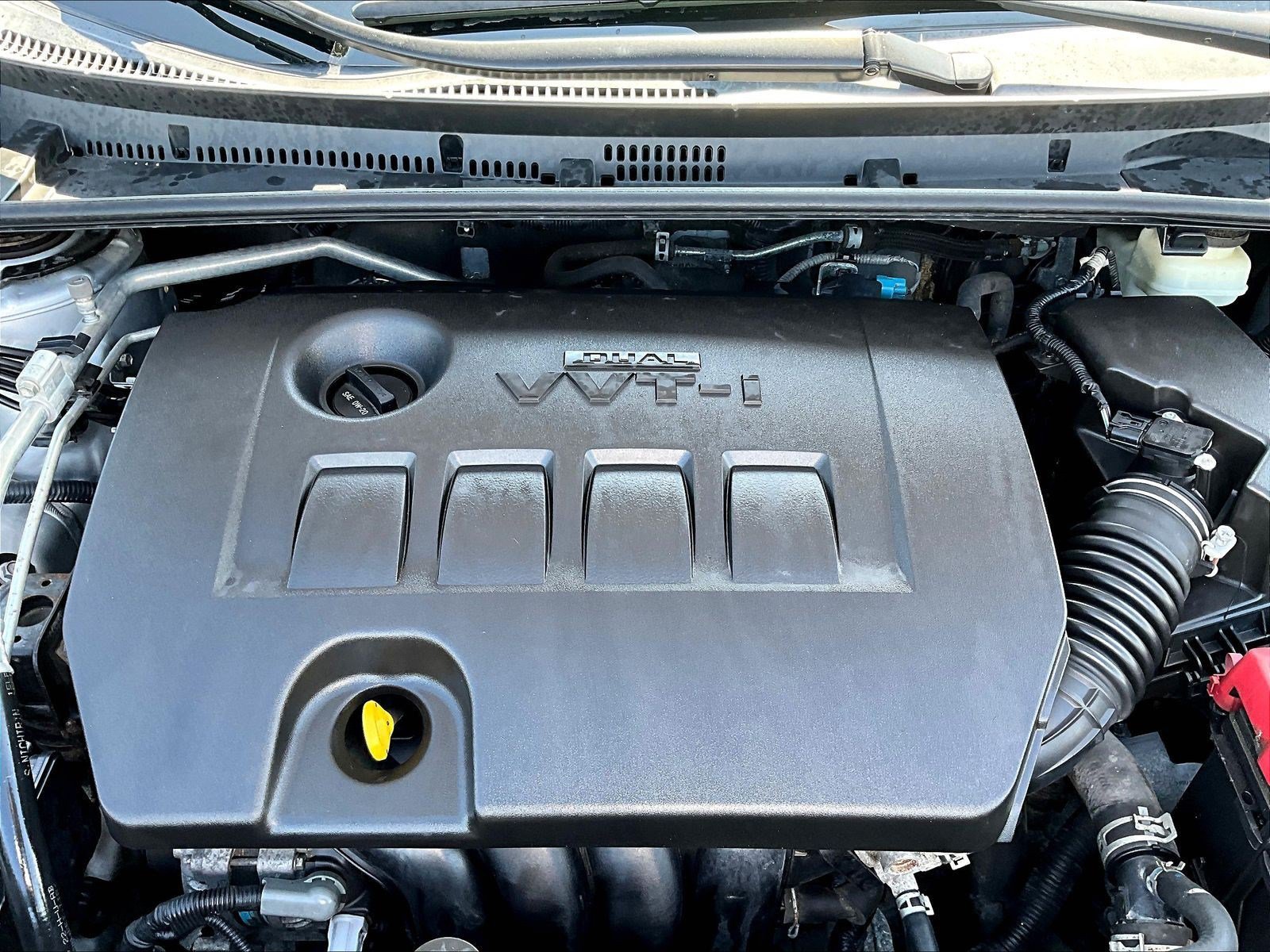 Used 2018 Toyota Corolla SE w/ Carpet Mat Package (TMS) FWD image 30