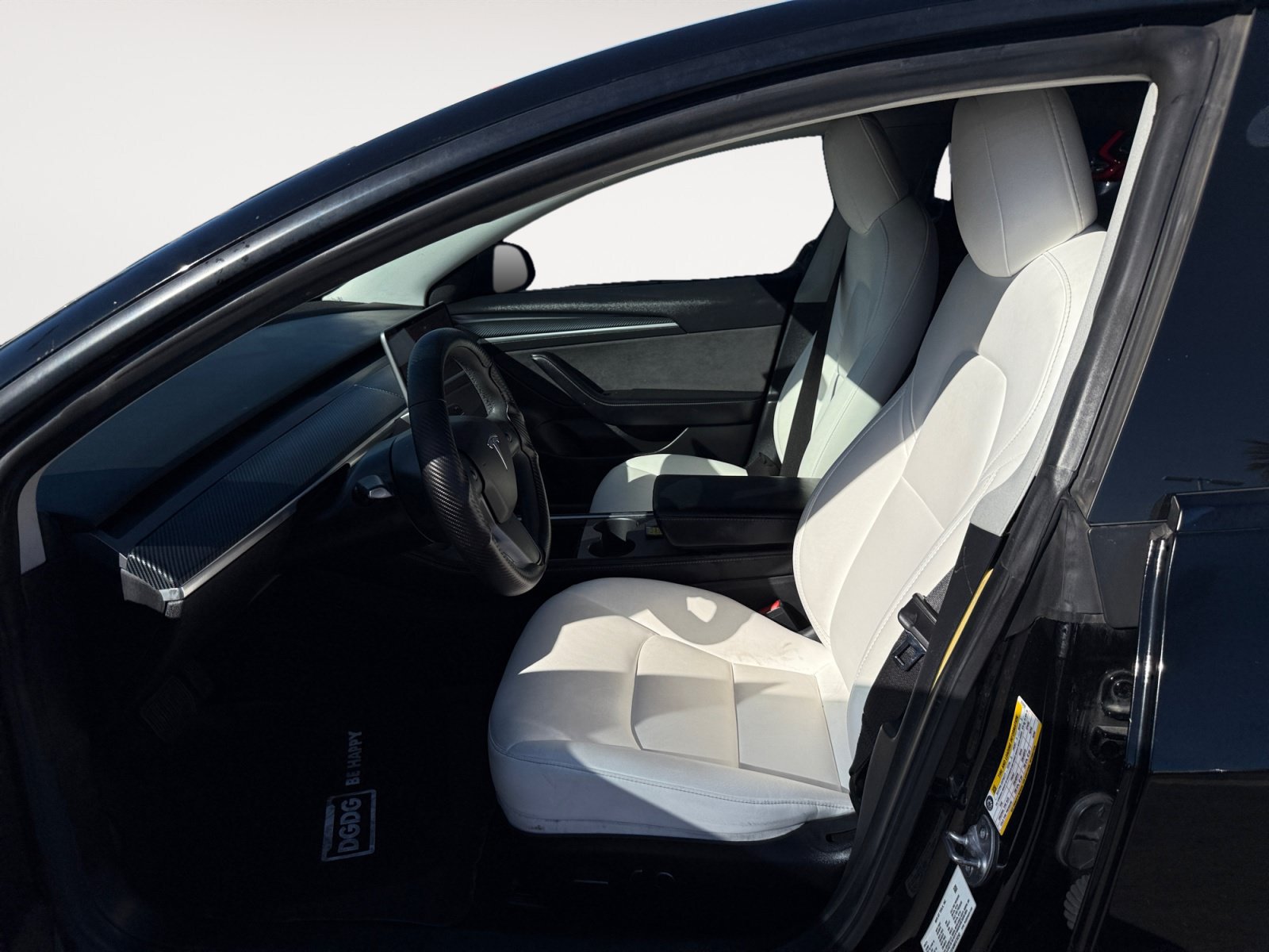Used 2021 Tesla Model 3 Standard Range Plus RWD image 10