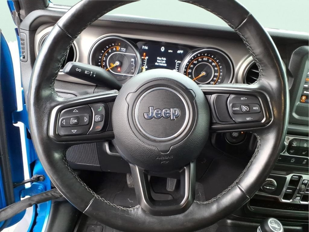 Used 2021 Jeep Gladiator Sport AWD/4WD image 22