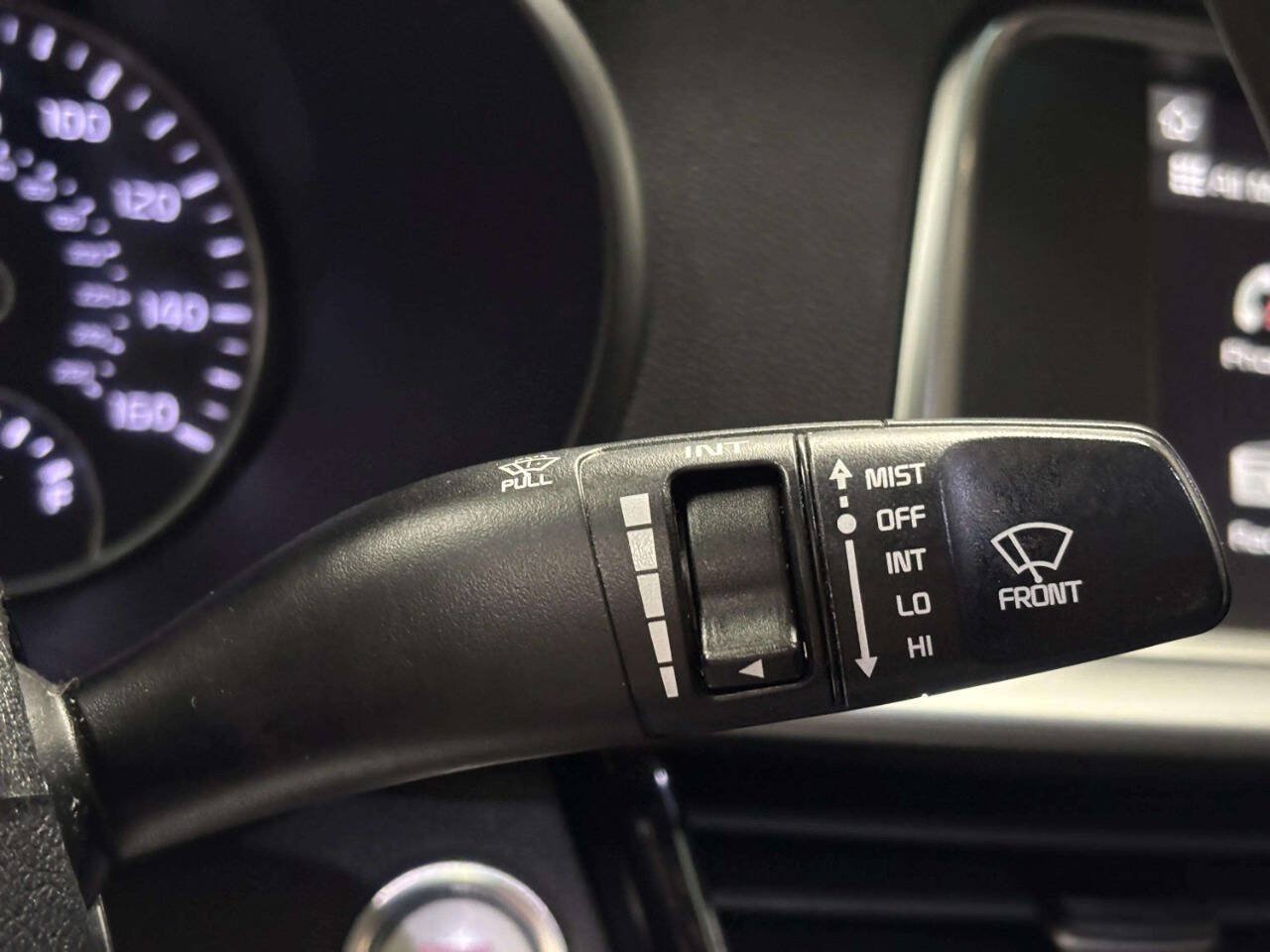 Used 2020 Kia Optima SE FWD image 32