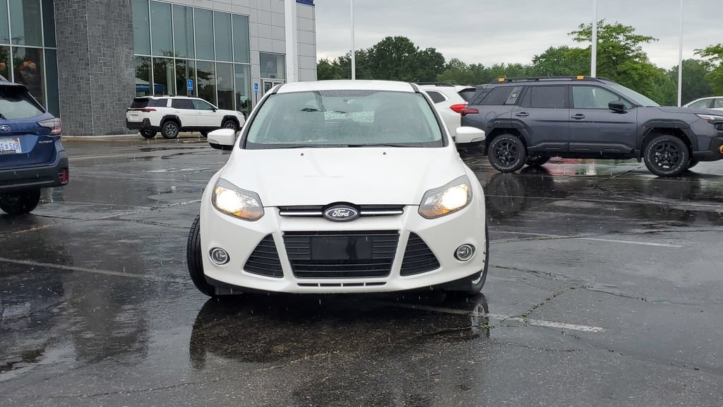 Used 2013 Ford Focus Titanium FWD image 2