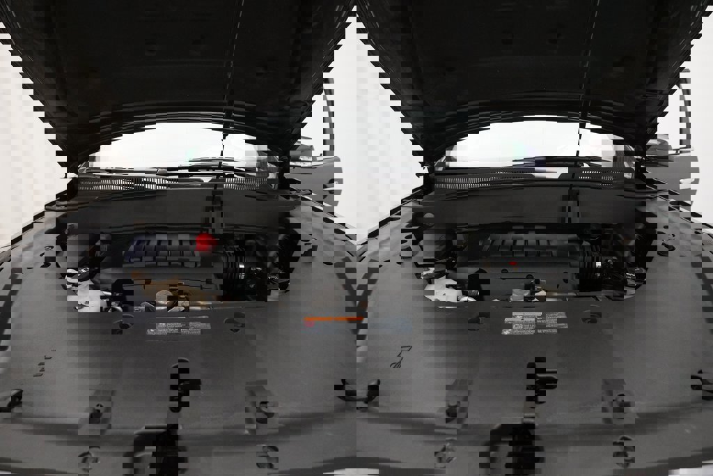 Used 2014 GMC Acadia Denali image 3