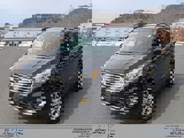 Used 2018 Ford Escape SEL image 1