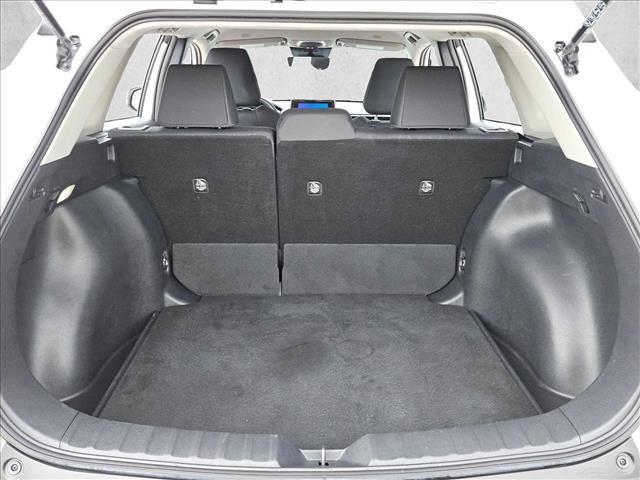 Used 2025 Toyota Corolla Cross LE FWD image 6