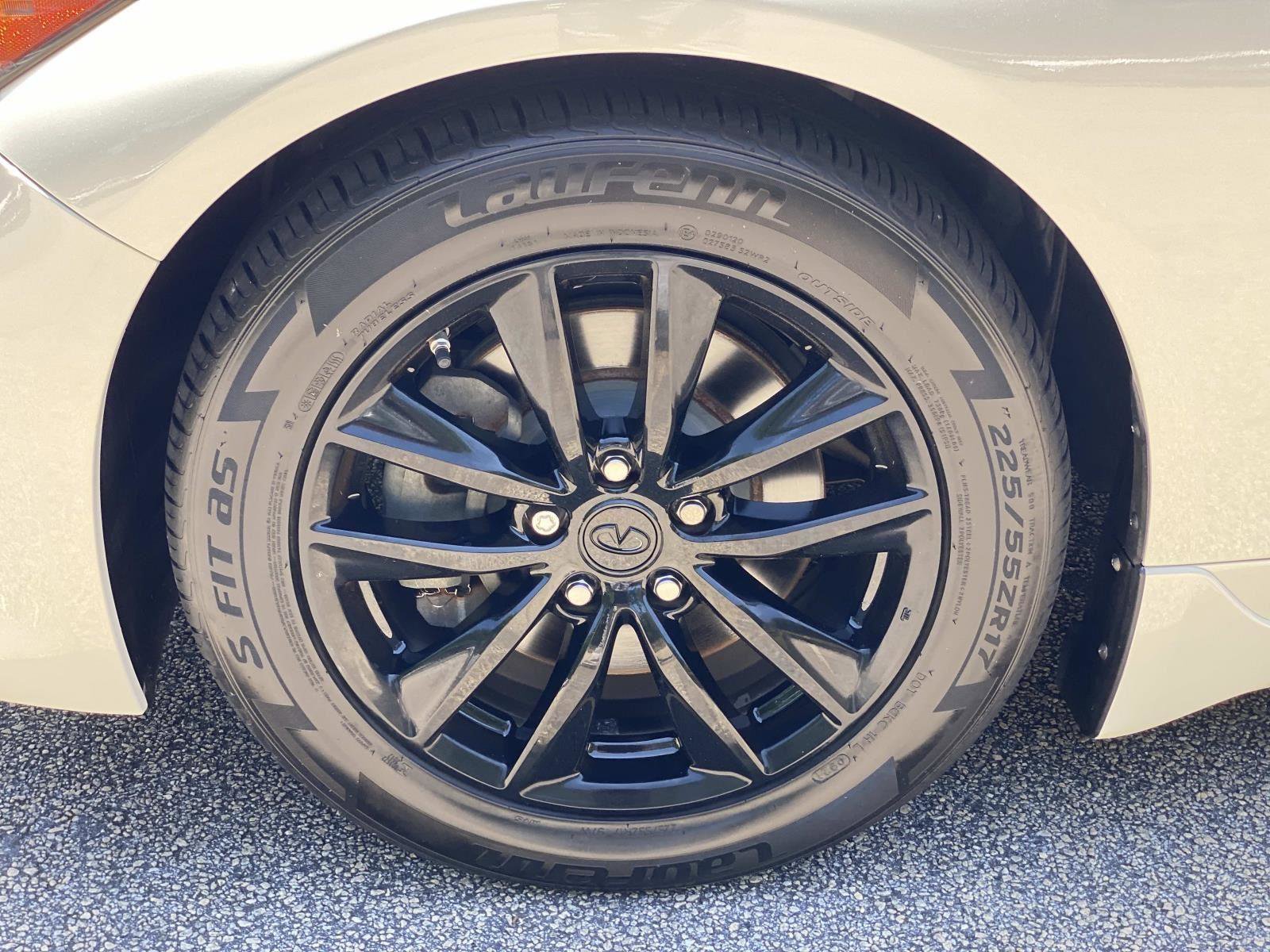 Used 2015 INFINITI Q50 Premium w/ All Weather Package RWD image 10