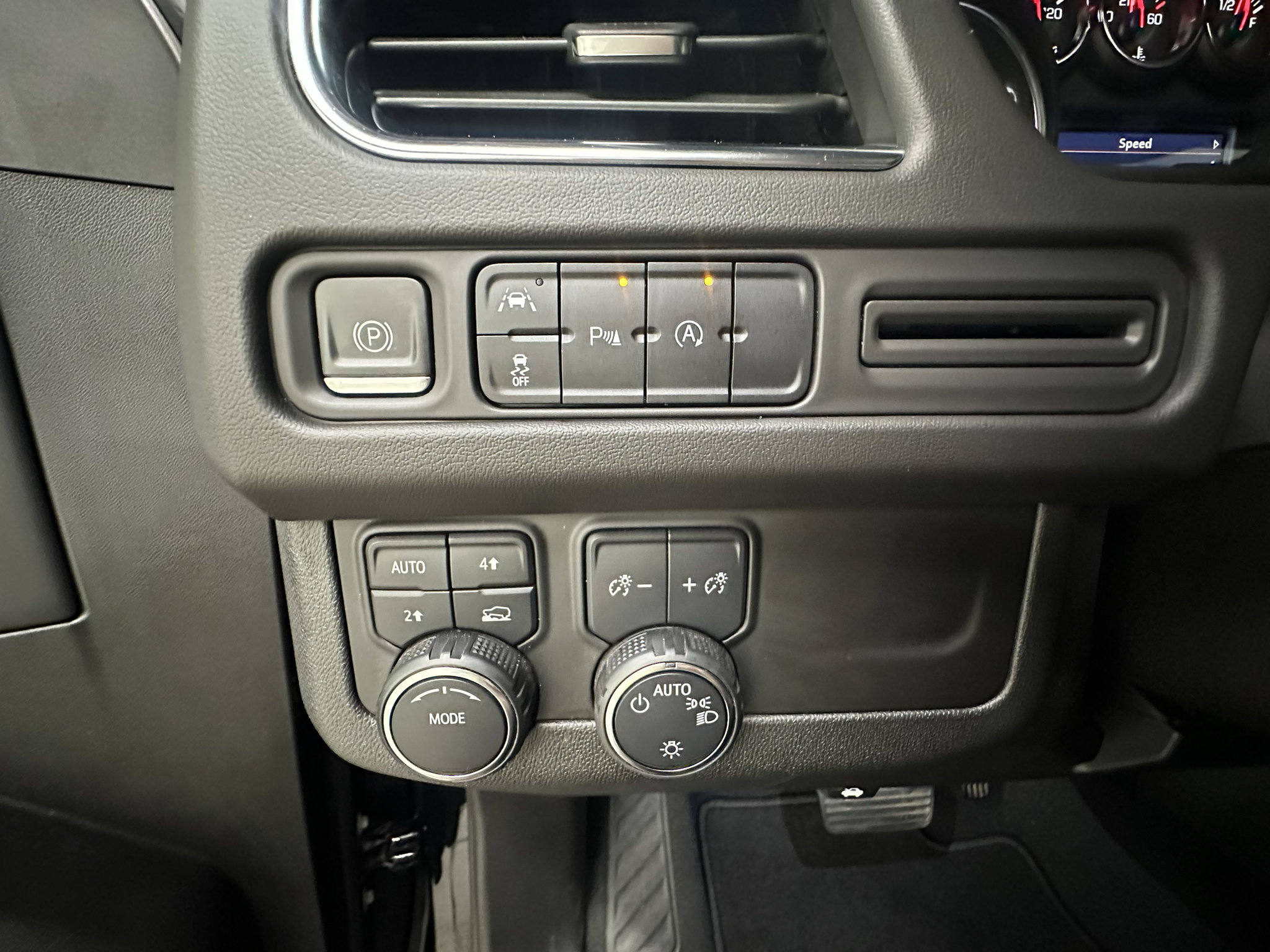 Used 2023 Chevrolet Tahoe LS AWD/4WD image 24