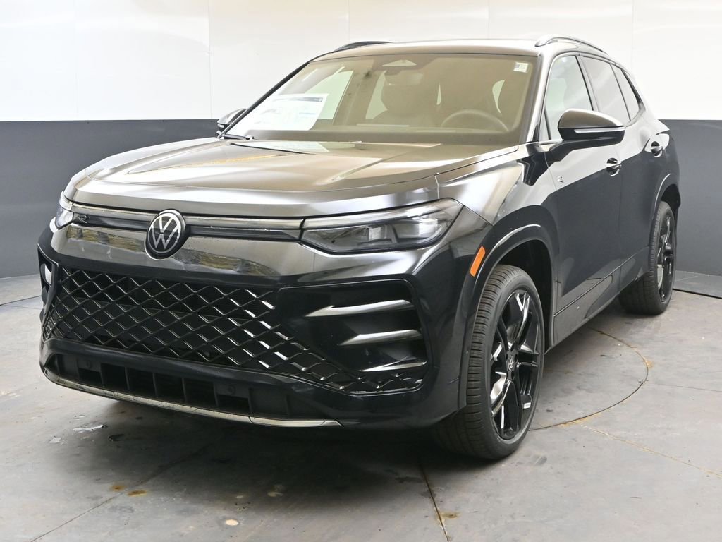 New 2026 Volkswagen Tiguan SE R-Line