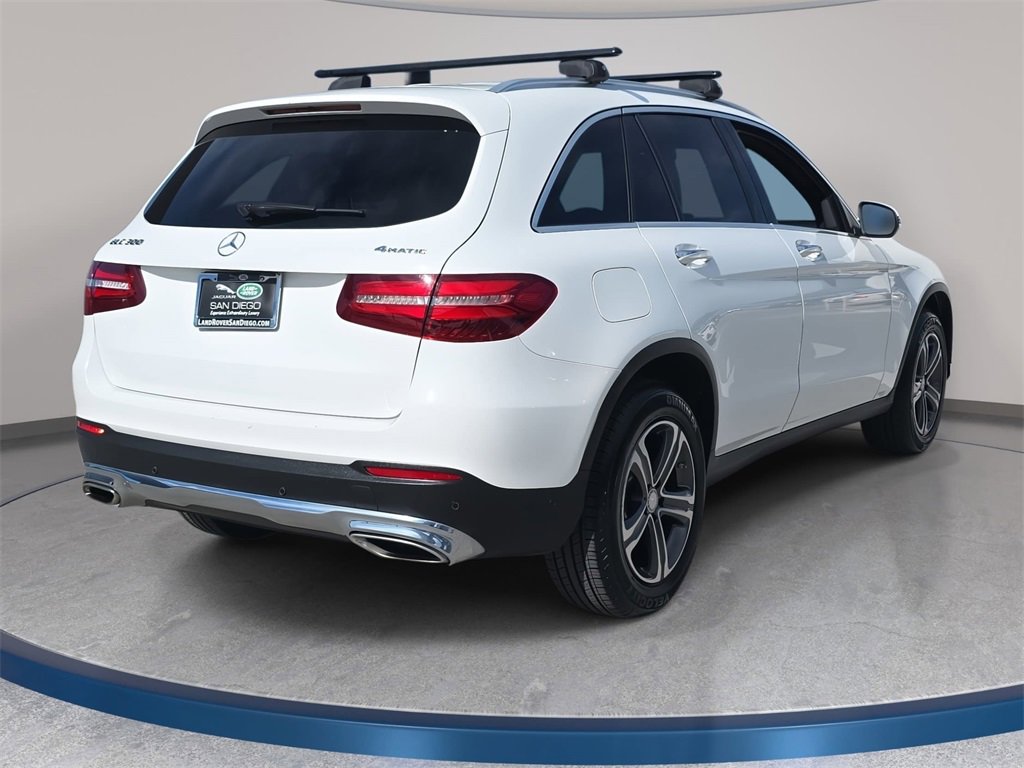 Used 2017 Mercedes-Benz GLC 300 4MATIC image 6