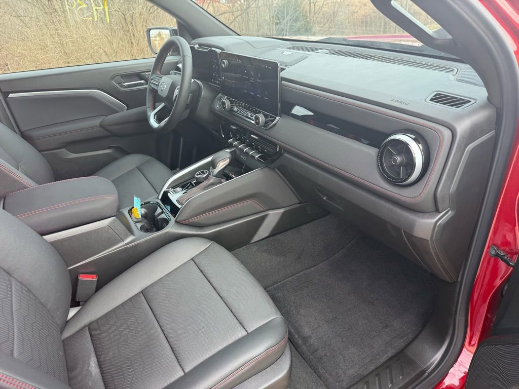 Used 2026 Chevrolet Colorado Z71 w/ Technology Package image 23