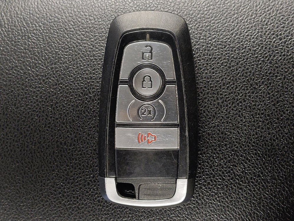 Used 2022 Ford Escape SE w/ Cold Weather Package image 32