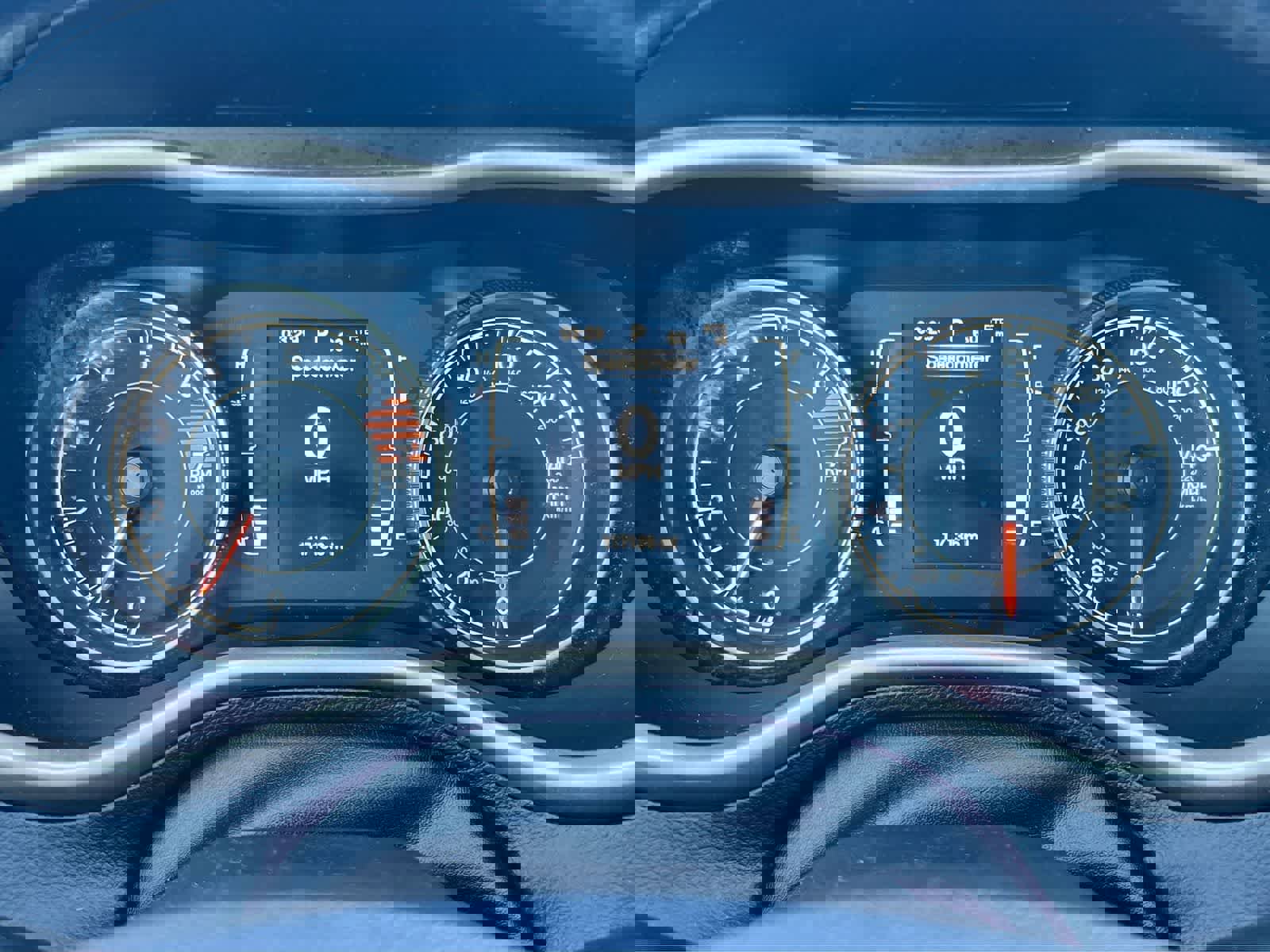 Used 2016 Jeep Cherokee Latitude w/ Cold Weather Group image 32