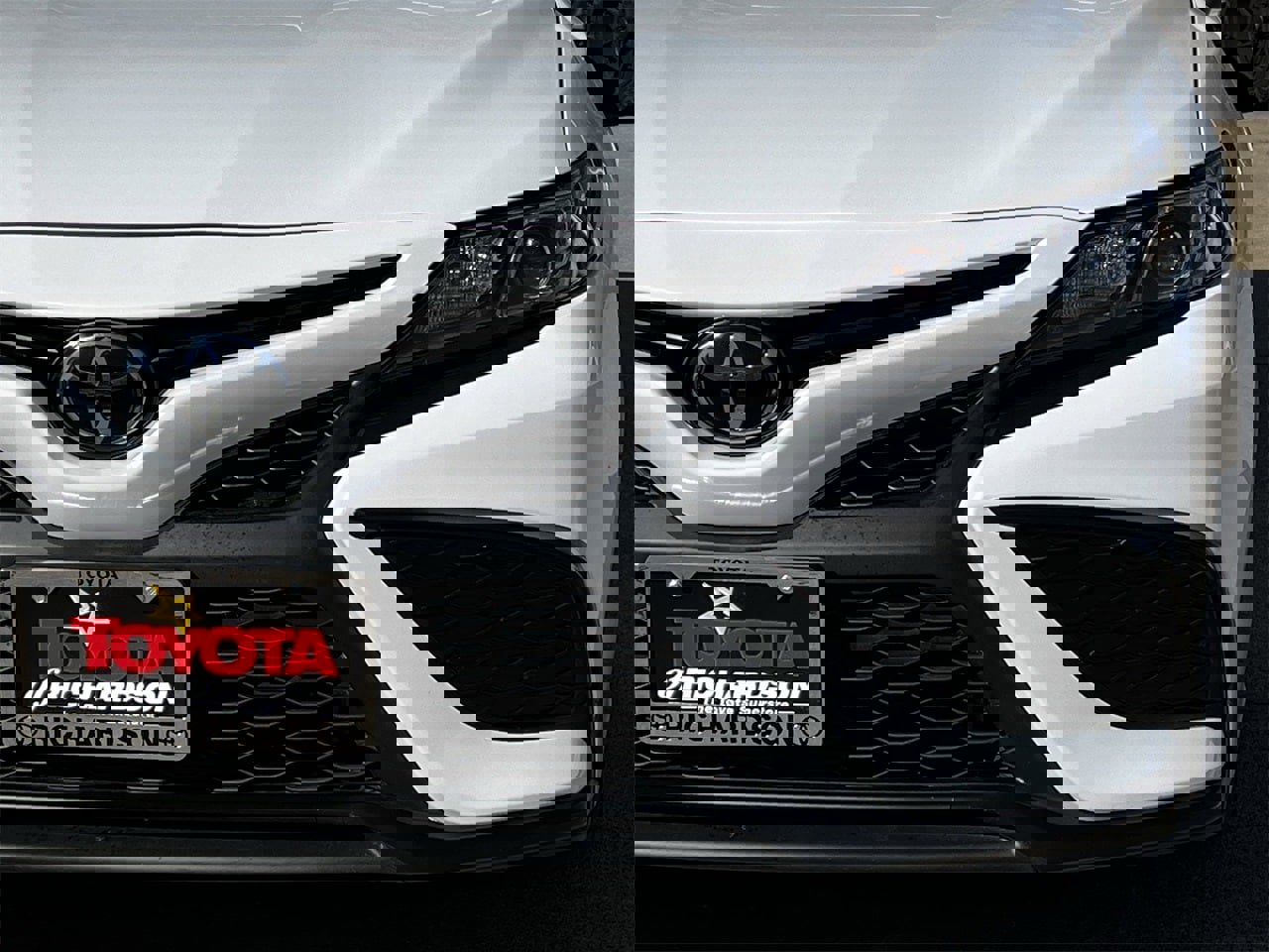 Used 2023 Toyota Camry SE image 8