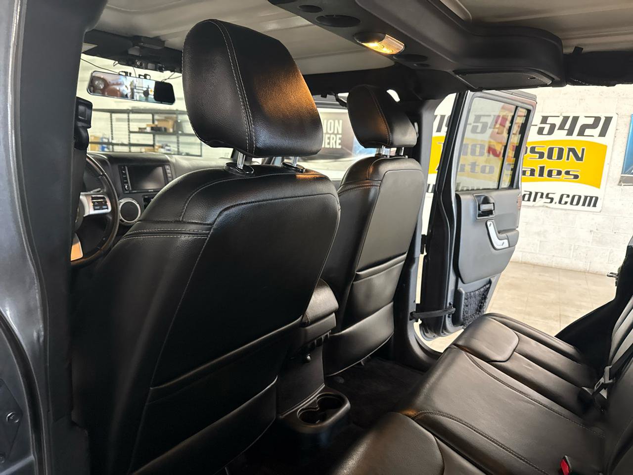 Used 2017 Jeep Wrangler Unlimited Rubicon image 28