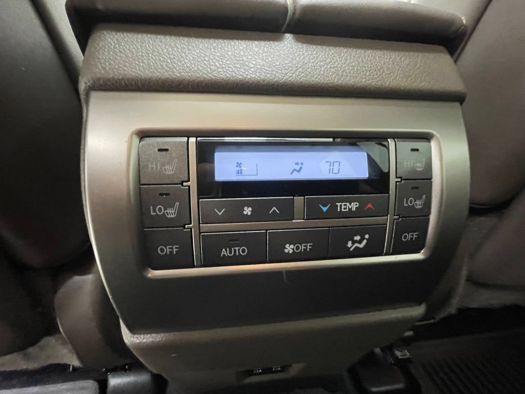 Used 2021 Lexus GX 460 Luxury w/ Sport Design Package AWD/4WD image 13