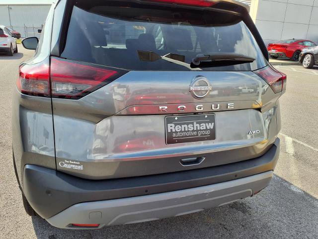 Used 2023 Nissan Rogue S image 24