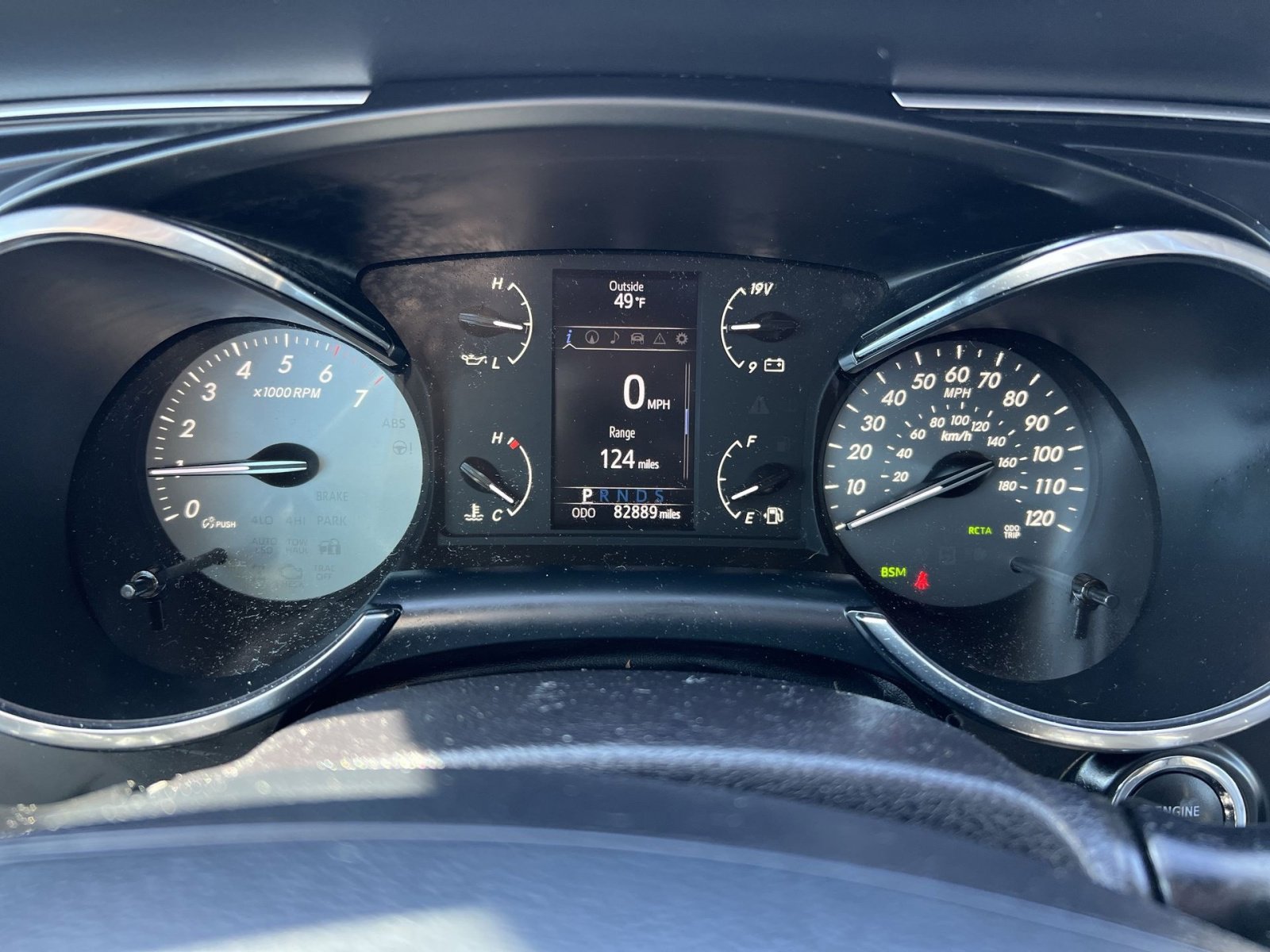 Used 2020 Toyota Sequoia Limited w/ Safety & Convenience Package image 17