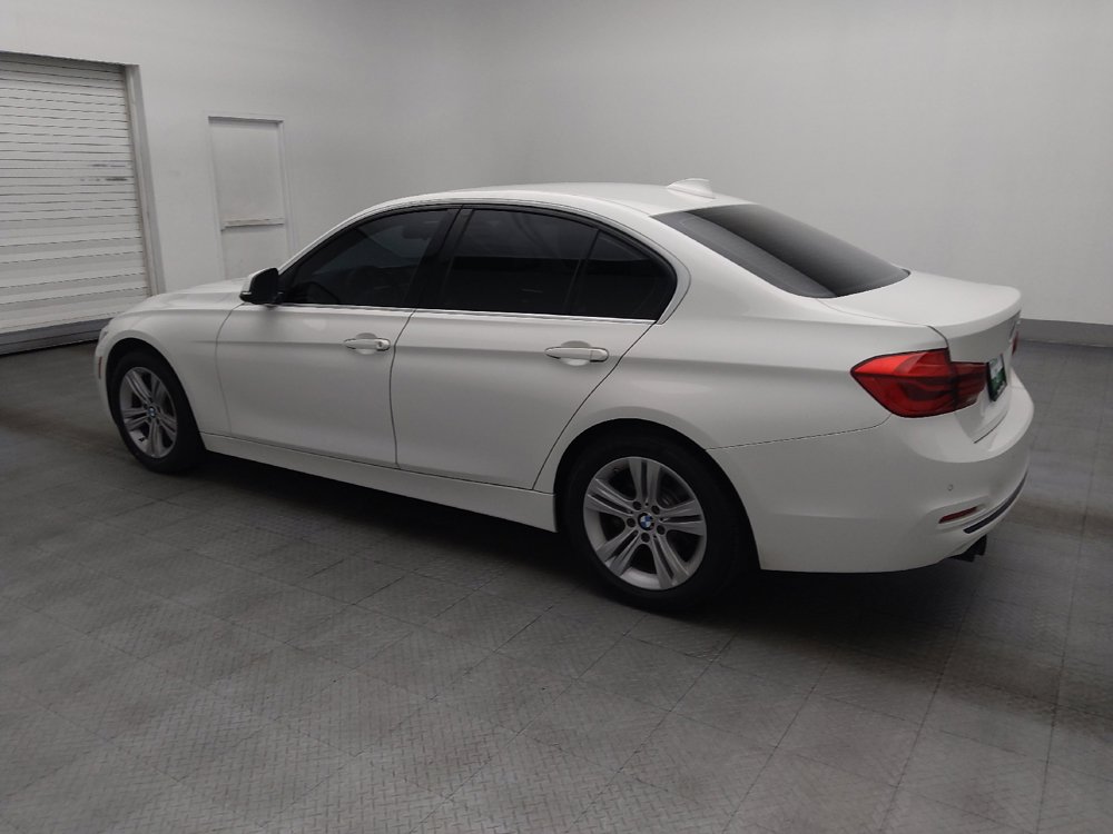 Used 2017 BMW 330i Sedan w/ Driver Assistance Package RWD image 3