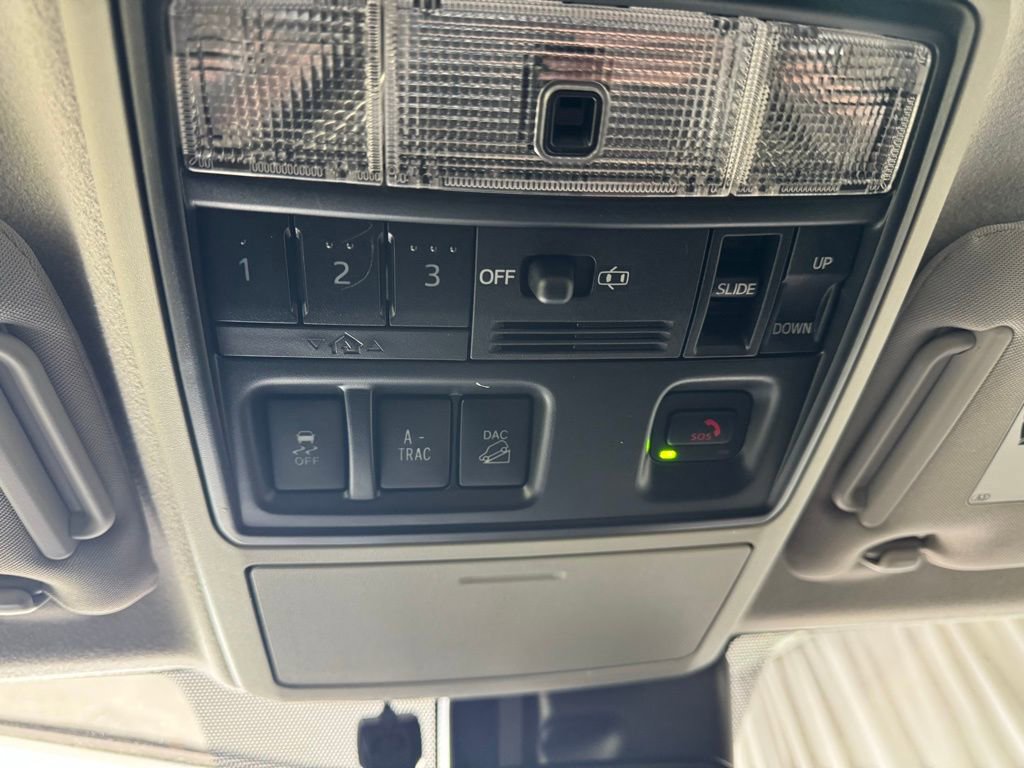 Certified 2023 Toyota 4Runner 40th Anniversary SE image 24