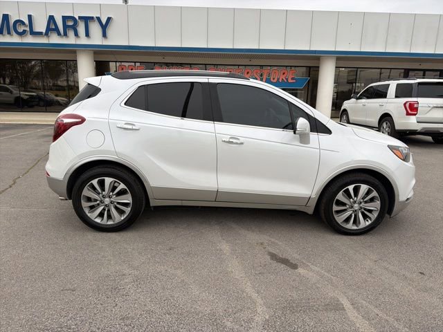 Used 2018 Buick Encore Preferred image 3