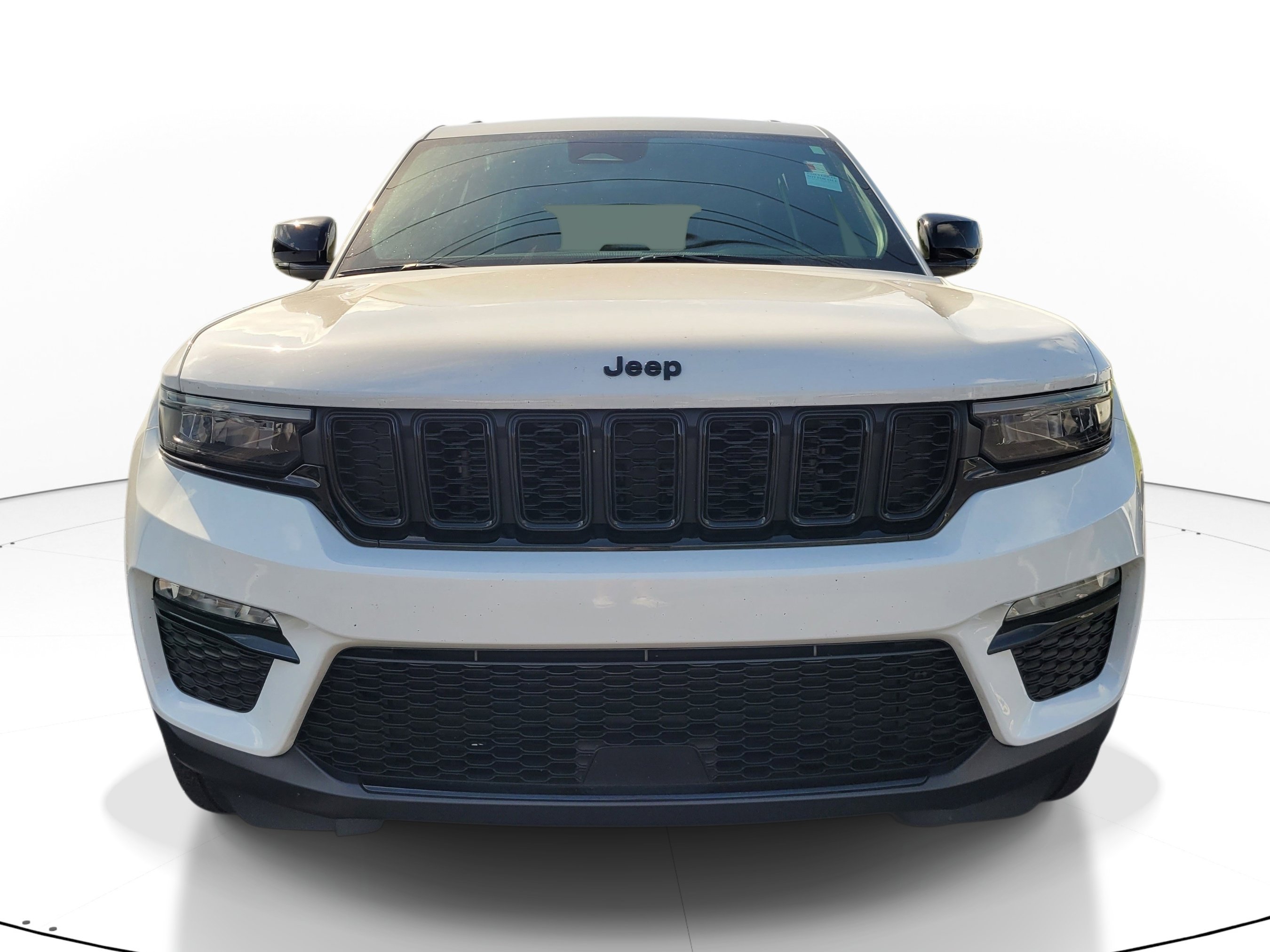 Used 2024 Jeep Grand Cherokee Limited w/ Black Appearance Package image 2
