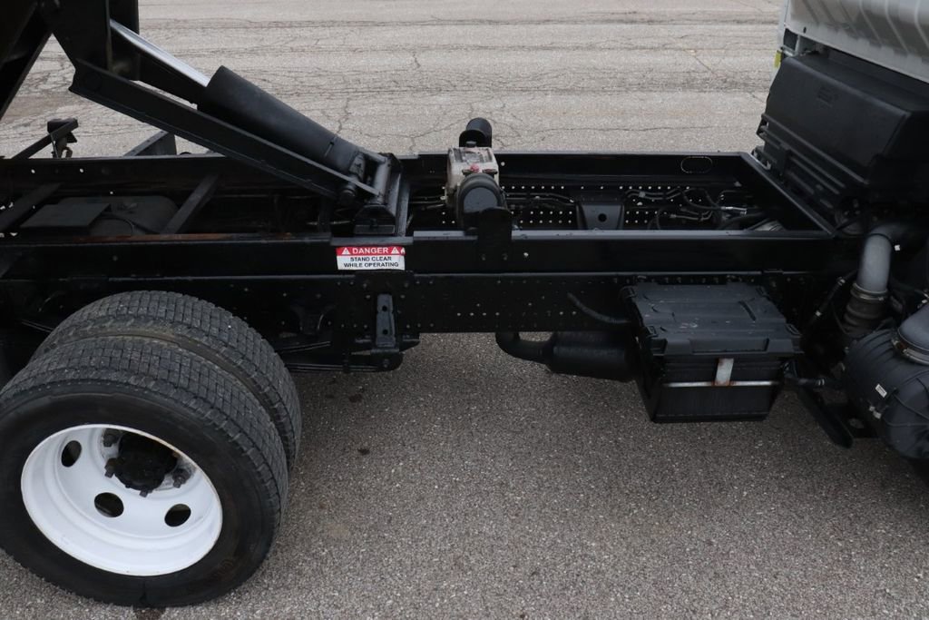 Used 2020 Isuzu NPR image 49