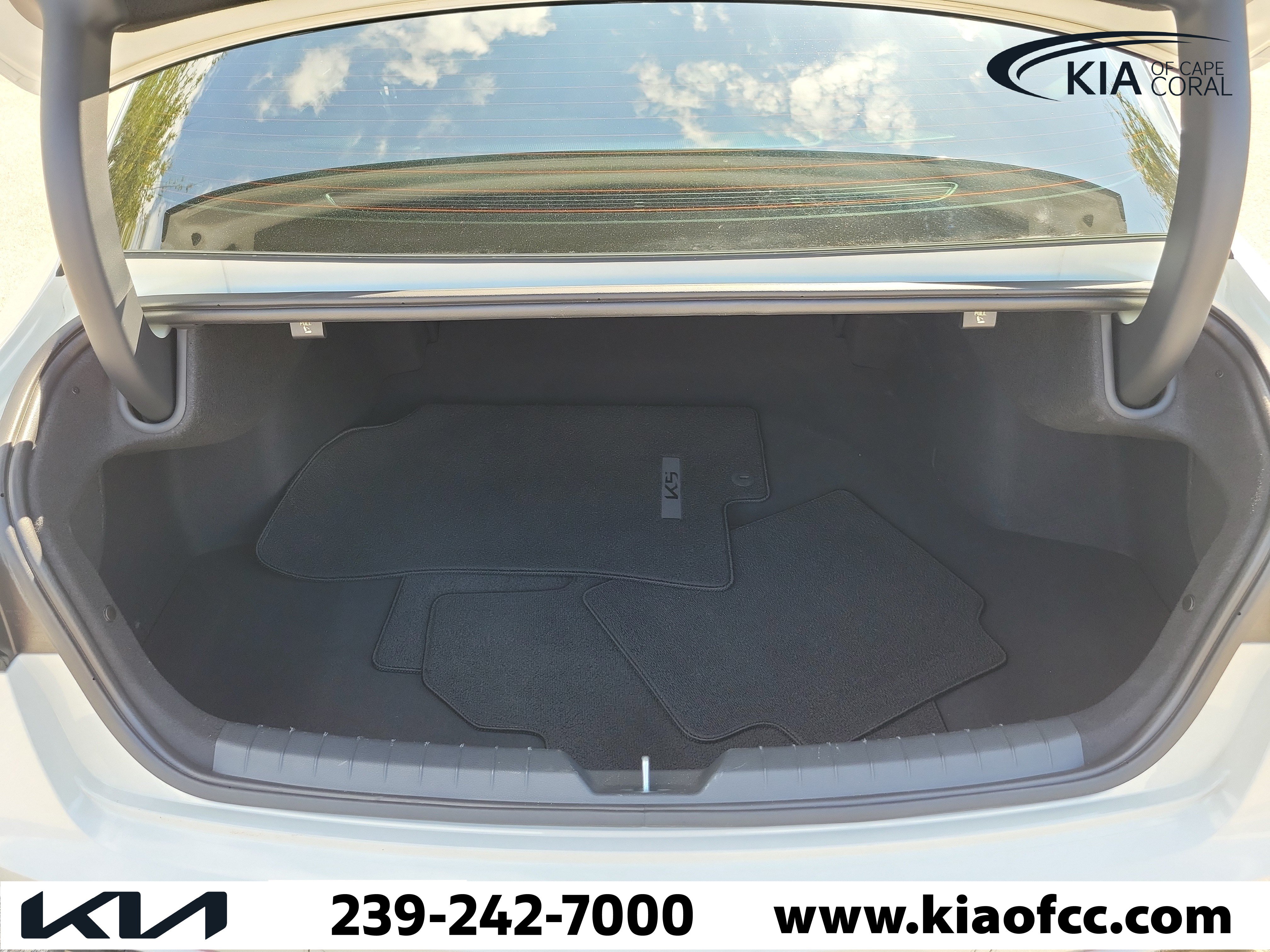 Certified 2025 Kia K5 GT-Line w/ GT-Line Premium Package FWD image 11