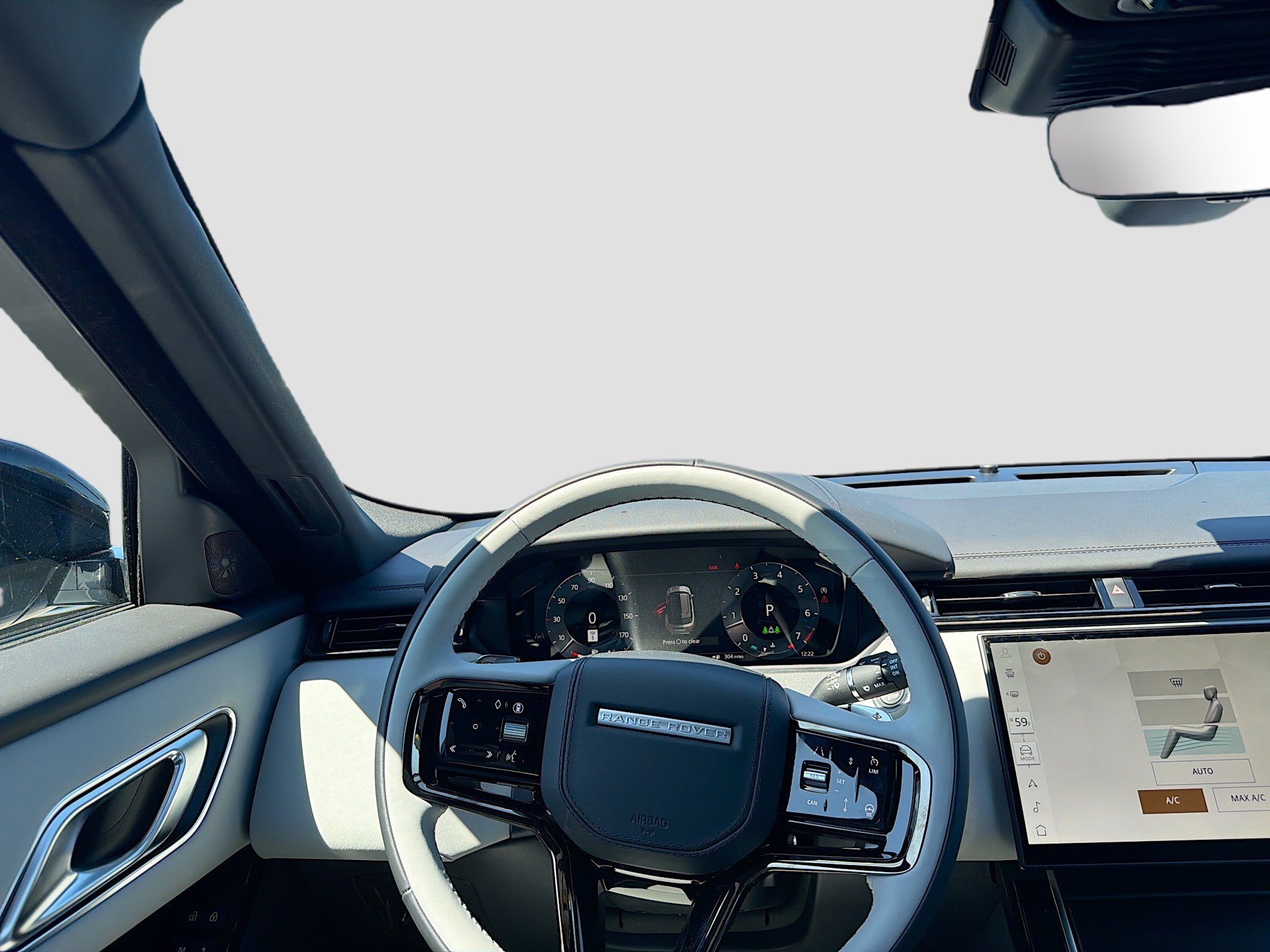 New 2026 Land Rover Range Rover Velar Dynamic SE image 17