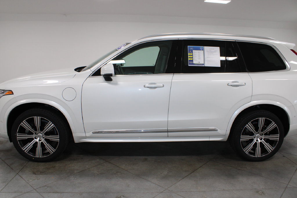 Used 2022 Volvo XC90 T8 Inscription w/ Advanced Package AWD/4WD image 6