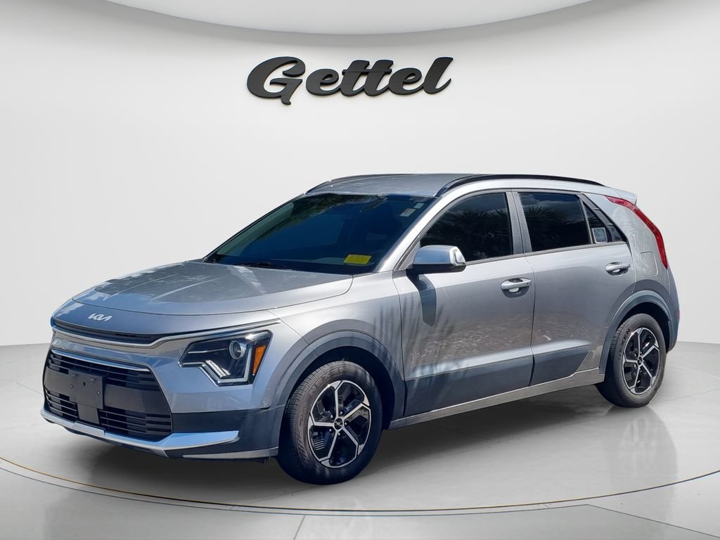 Used 2023 Kia Niro EX FWD video 1