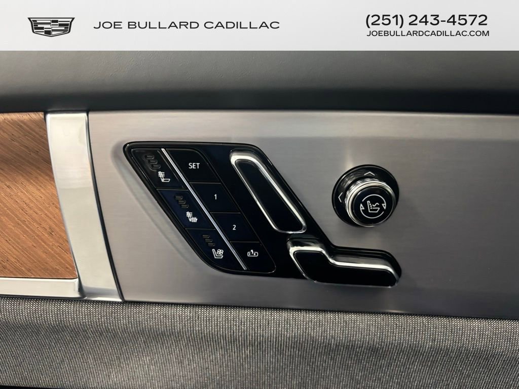 New 2026 Cadillac Vistiq Premium Luxury w/ LPO, Floor Liner Package image 7