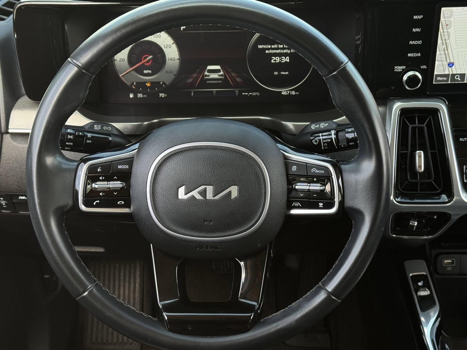 Used 2023 Kia Sorento SX AWD/4WD image 14