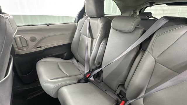Used 2024 Toyota Sienna XLE image 14
