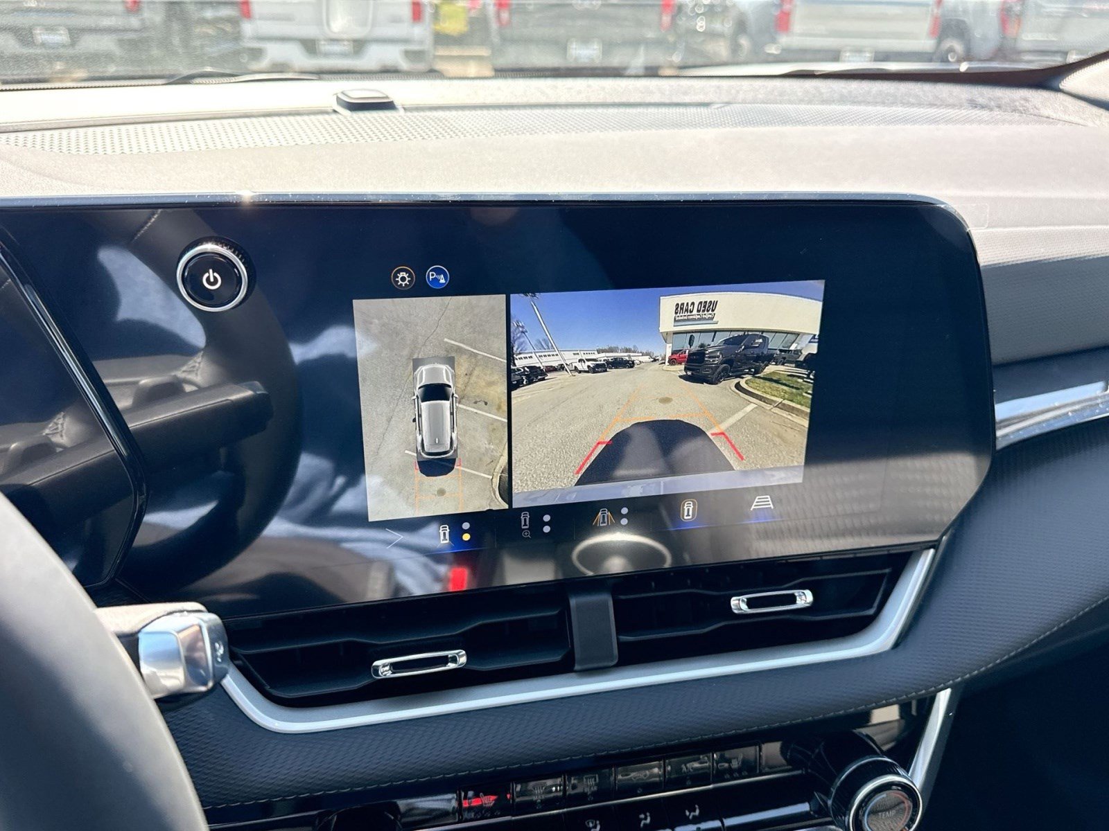 New 2026 Chevrolet Equinox LT image 17