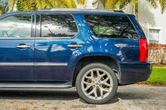 Used 2009 Cadillac Escalade AWD image 5