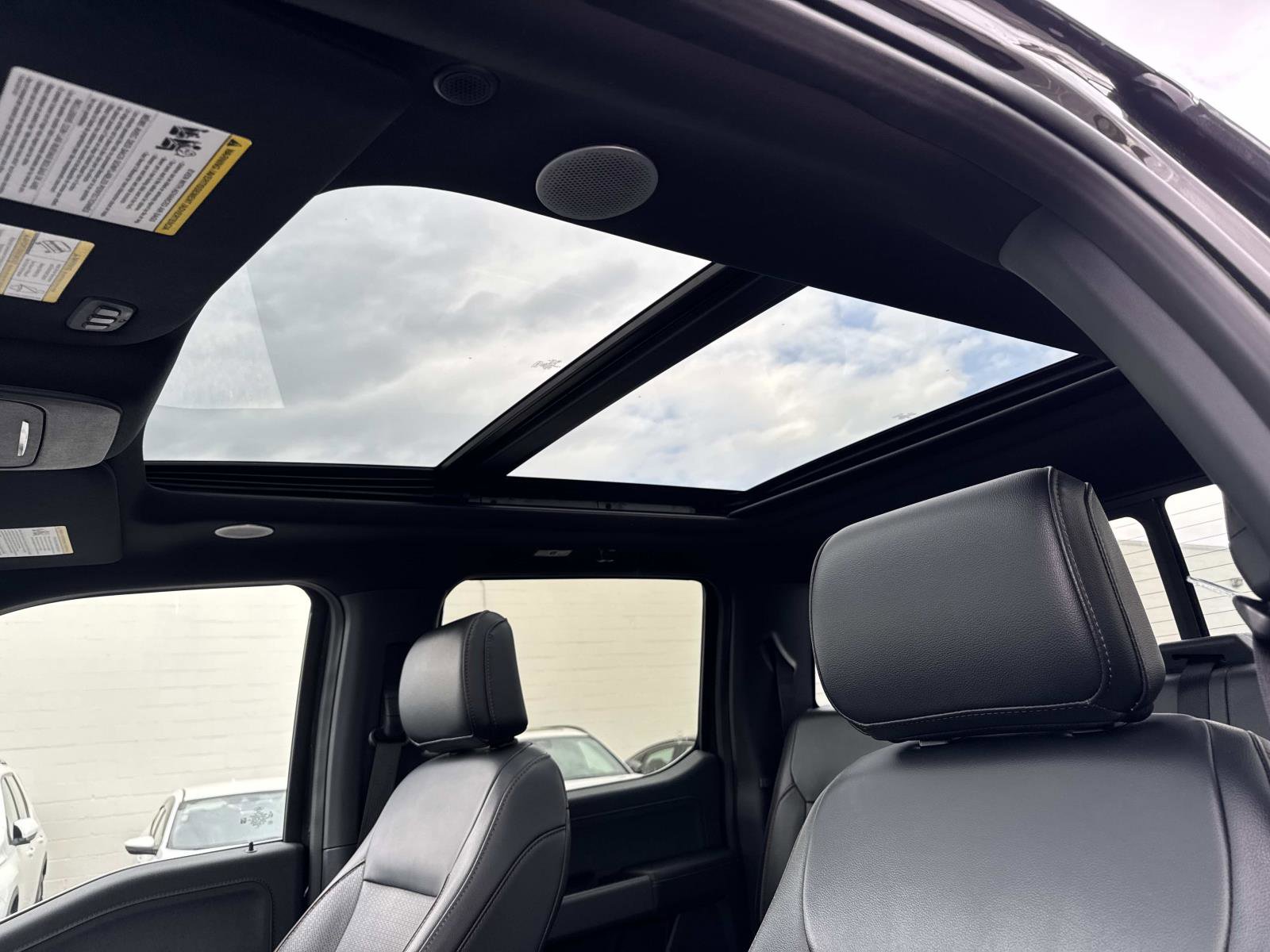 Used 2024 Ford F150 Lariat w/ Equipment Group 502A High image 20