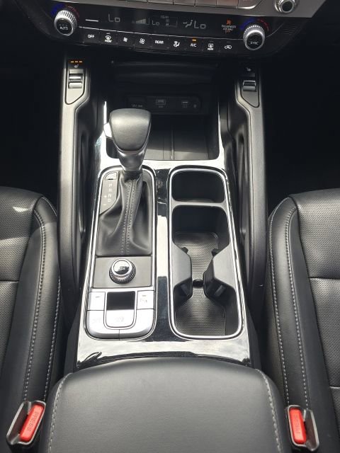 Used 2024 Kia Telluride S w/ S Sunroof Package FWD image 39