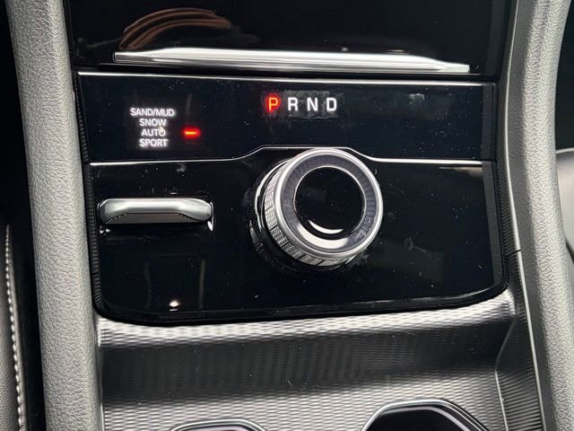 New 2025 Jeep Grand Cherokee Limited image 25